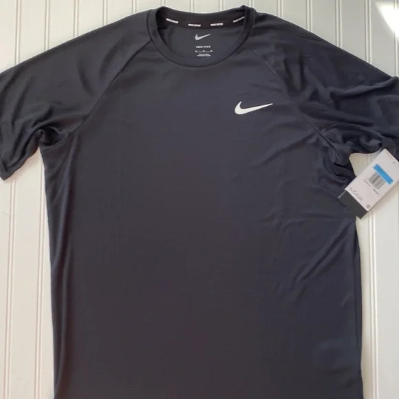 Nike Dry Fit - Picture 4 of 7